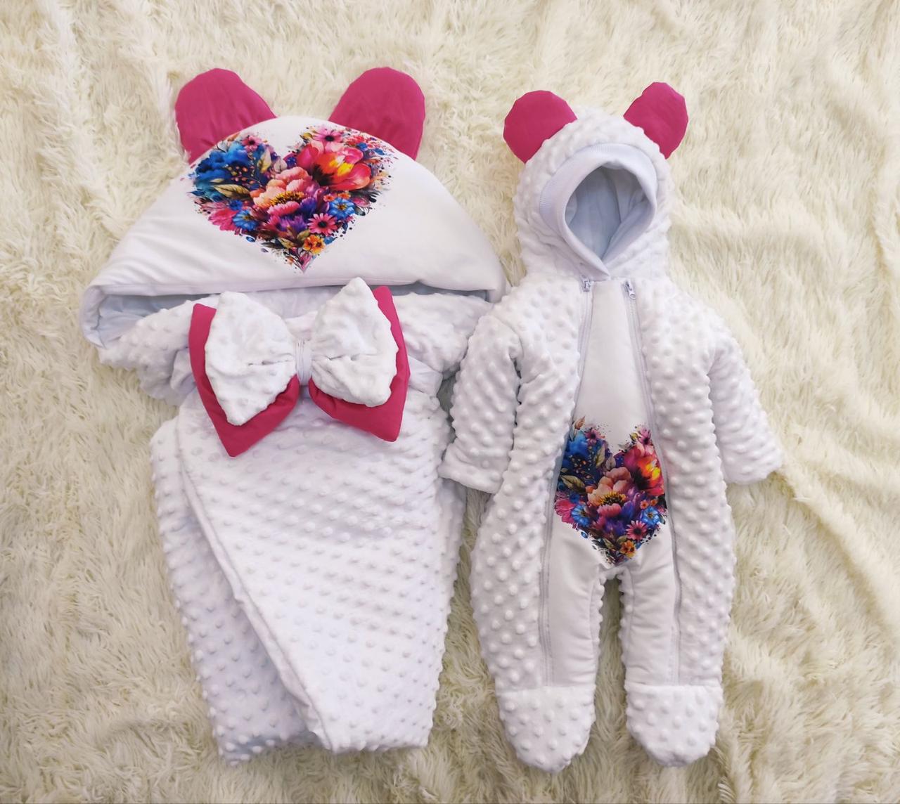 Демісезонний плюшевий конверт + комбінезон для новонароджених дівчаток, принт Серце, фото 1