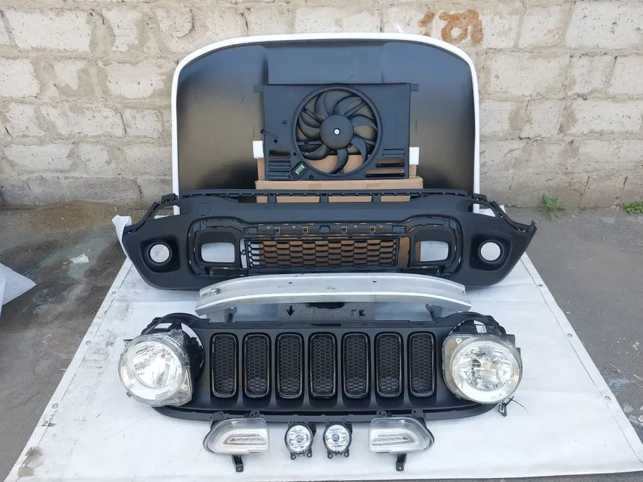 Бампер передний Jeep Renegade 2015 - 2019, фото 1