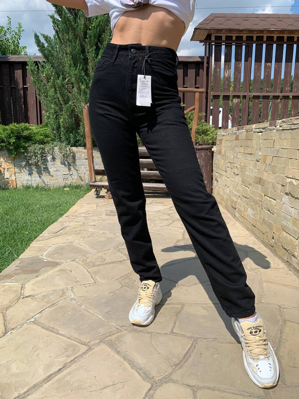 Жіночі джинси мом чорного кольору Arox, фото 1