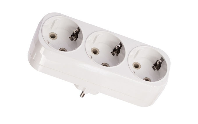 Трійник вертикальний  із заземленням 1018 LUXEL, фото 1