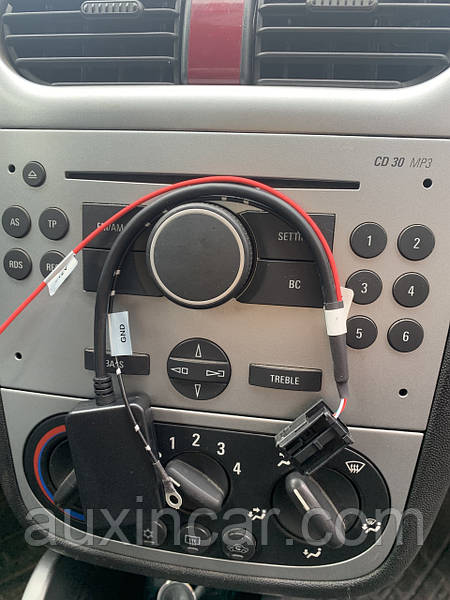 Адаптер для штатных USB/AUX-разъемов Hyundai ACV 