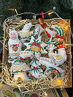 Рождественский подарочный набор текстильных игрушек "Колокольчики звенят" в крафтовой упаковке ручной работы.