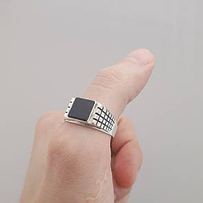 Срібна печатка чоловіча з чорним каменем. Чоловічі срібні кільця — персні. Чорнене срібло 925 20 розмір