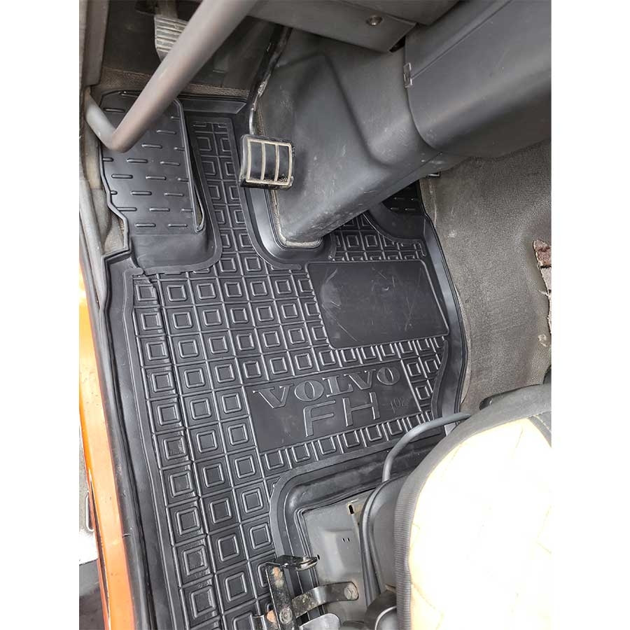 Килимки в салон автогум для Volvo FH Euro 5 (2002-2012) Вольво Ф АШ