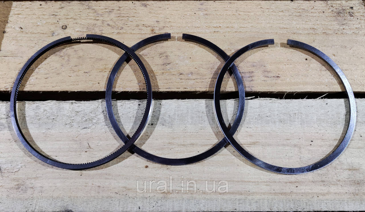Кільця поршневі 740 черно-білі м/кт (FEDERAL-MOGUL) 740-1000106