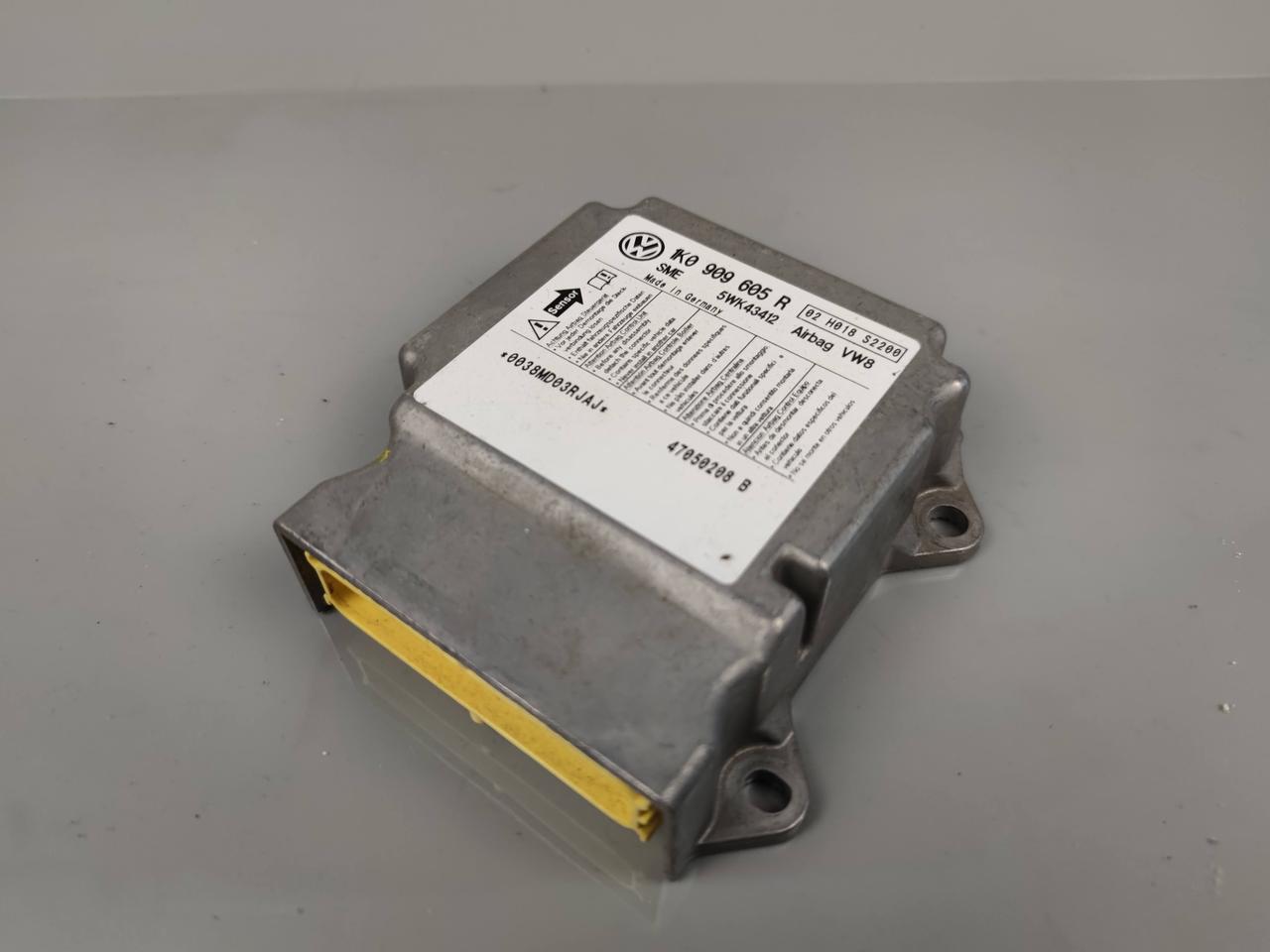 Блок керування подушками безпеки SKODA OCTAVIA A5 1K0909605R