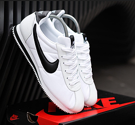 Чоловічі кросівки Nike Cortez white black mens nylon взуття Найк Кортези білі з чорним замш нейлон весна літо легкі