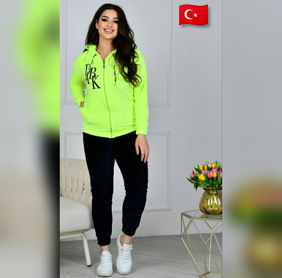 Велюровий жіночий костюм лимонний, фото 1