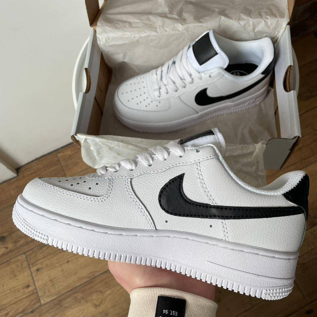 Nike air force 1 black tick womens online