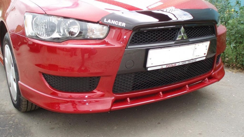 Центральна планка Mitsubishi Lancer X, Накладка набампер Лансер 10
