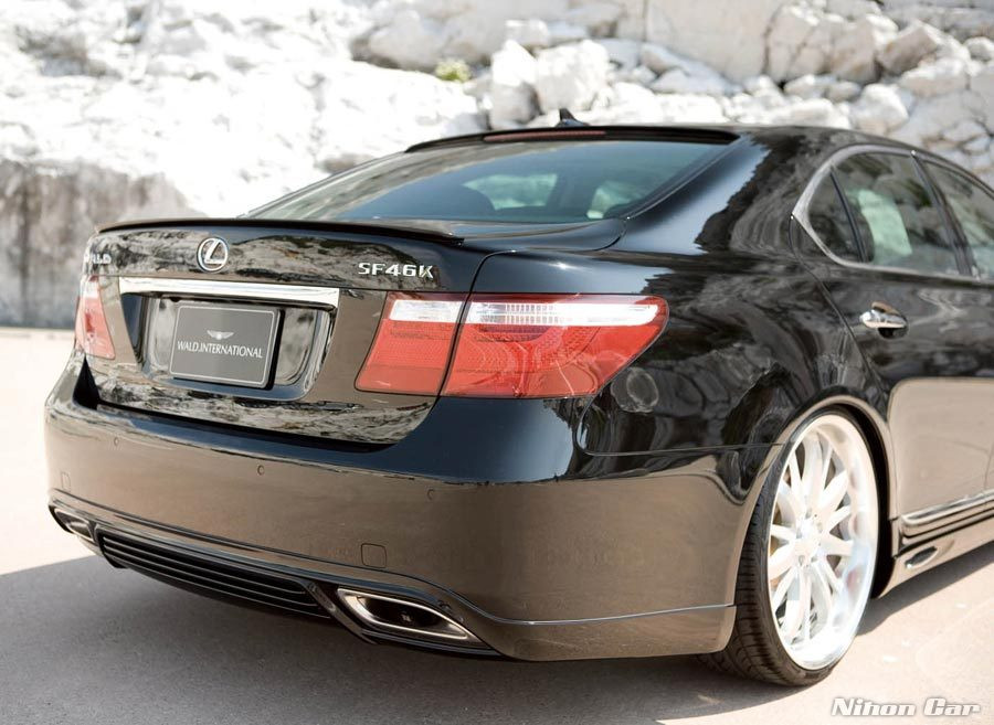 Накладка WALD на задній бампер Lexus LS 460, Губа ВАЛД задня Лексус
