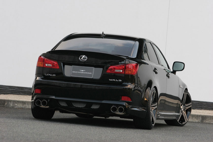 Накладка Wald на задній бампер Lexus IS 250, 350, Губа Валд задняя Лексус