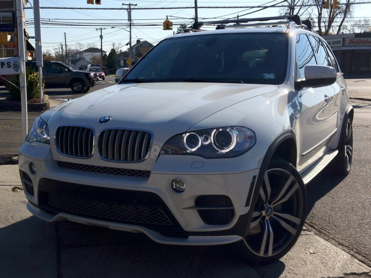 Накладка LCI AERO на передній бампер BMW X5 E70, Губа передня БМВ Х5 Е70