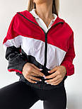 Жіноча куртка вітрівка  з плащівки з капюшоном і кишенями - червона onesize, фото 4