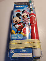 Електрична зубна щітка Oral-B Mickey, знижка