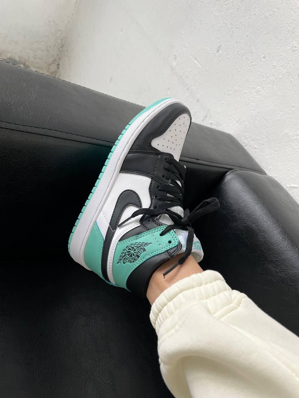Jordan 1 deals retro high igloo