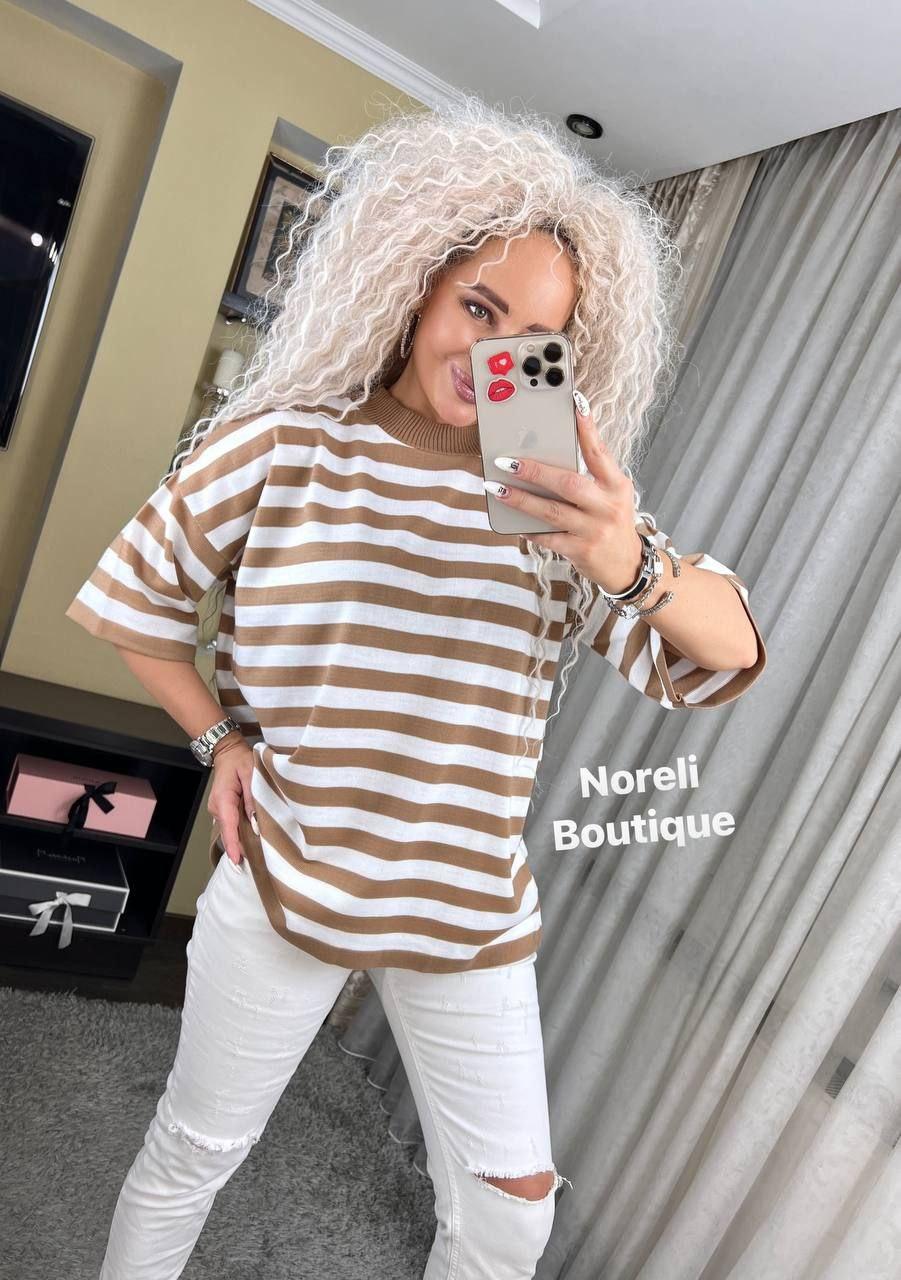 Подовжена футболка в смужку з подовженим рукавом і заниженою лінією плеча (р. 42-46) 90171022, фото 1