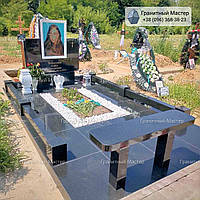 Необычный надгробный памятник из граниту с цветным портретом № 125