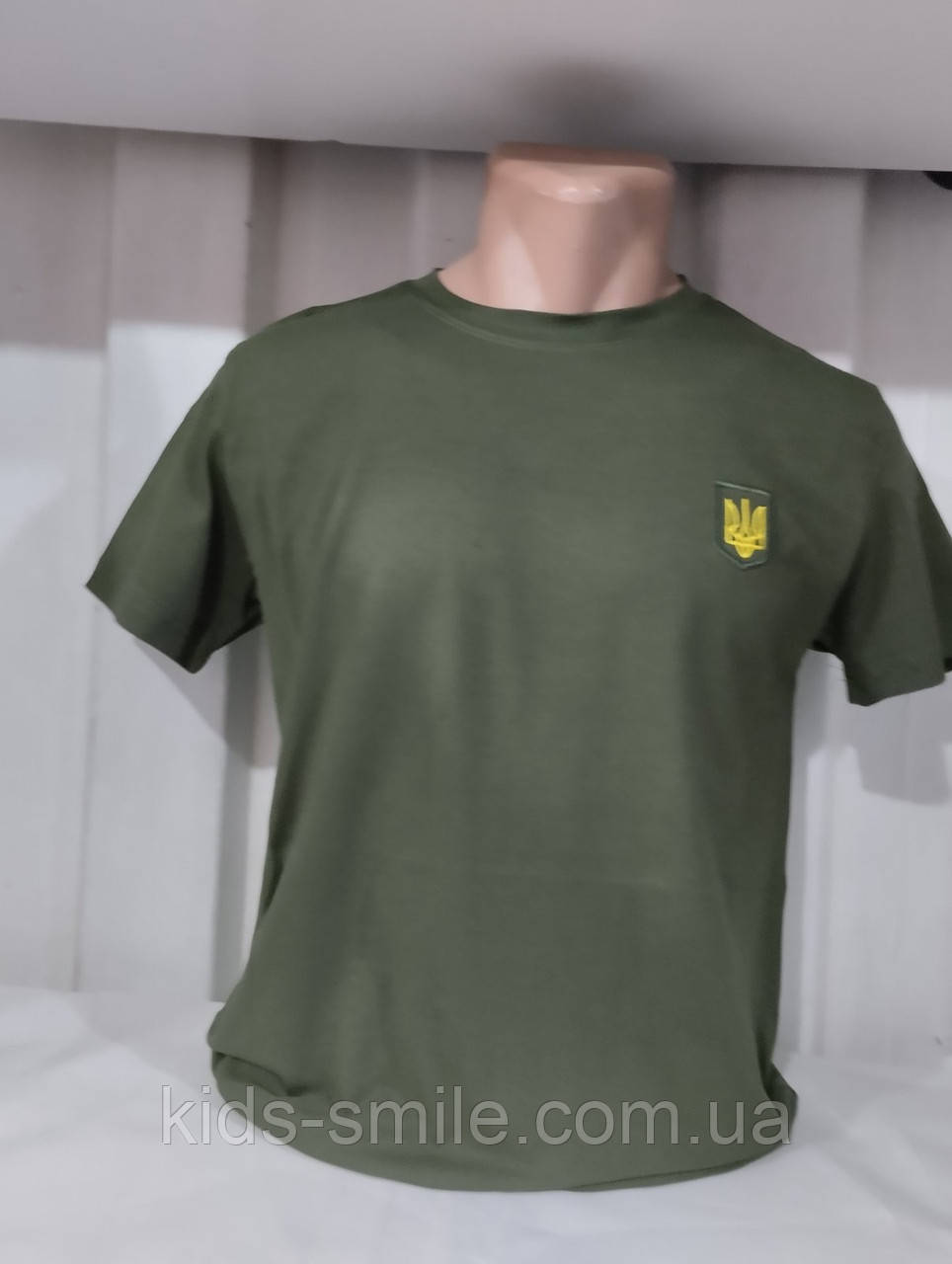 Футболки чоловічі