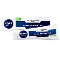 Крем для гоління Nivea Men для чутливої шкіри з екстрактом ромашки і вітаміном Е 100 мл (4005808588671)