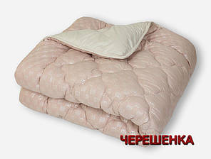 Демісезонне стьобане двоспальне Євро ковдра 195х215 см тепле двостороннє мікрофібра/ холофайбер бежеве з пудровим, фото 1