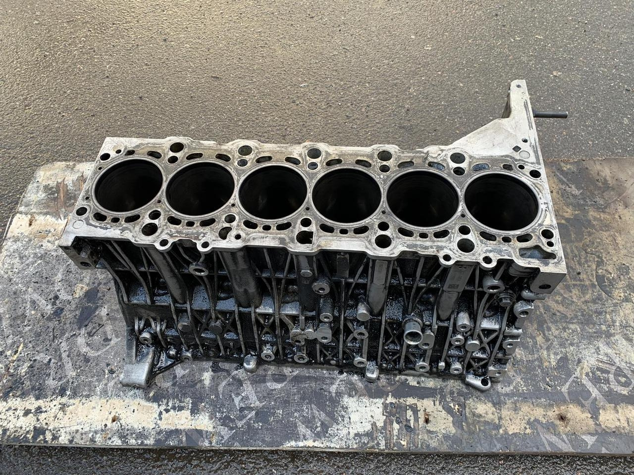 Купить Блок двигателя BMW 5 E60 306D3 M57N2 11110413973, цена 20900 ...