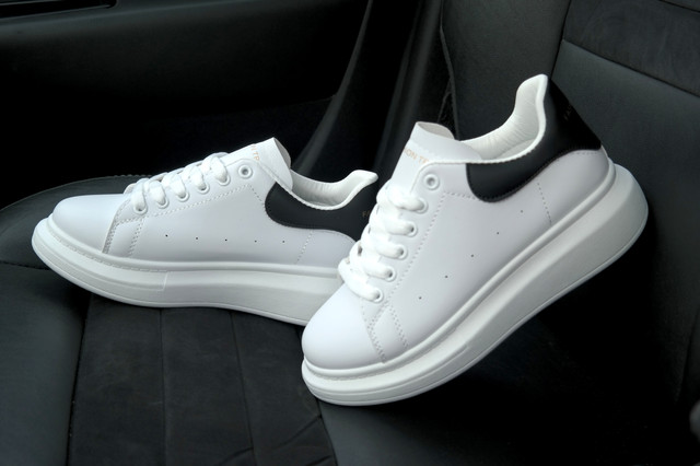 alexander mcqueen white