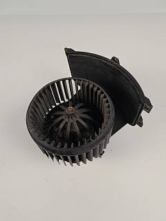 Вентилятор печки VW T5 2003-2010p Фольксваген Т5 7H1819021B