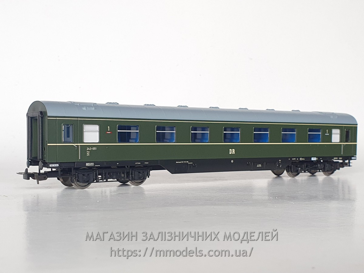 Модель модернізованого спального вагона типу A4ge DR III, 1-й клас, масштабу 1:87, H0