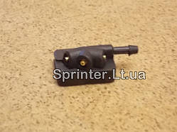Форсунка омивача (на щітку) MB Sprinter/VW LT 96-06