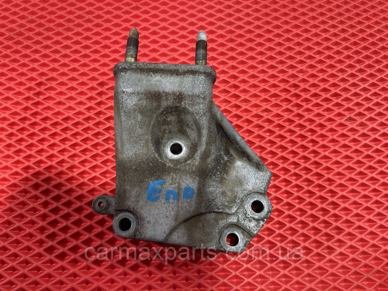 Кронштейн двигуна Лапа Mitsubishi Endeavor Eclipse Galant 3.8i 6G75 2003-2011