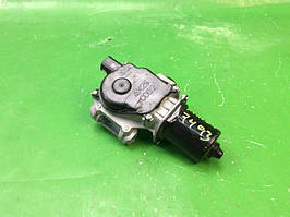 Моторчик склоочисника переднього MAZDA