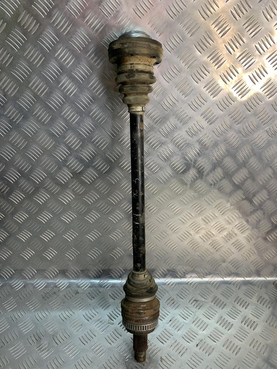 Б/В Піввісь задня права/ліва BMW X3 E83 33217540116/33217540115, фото 1