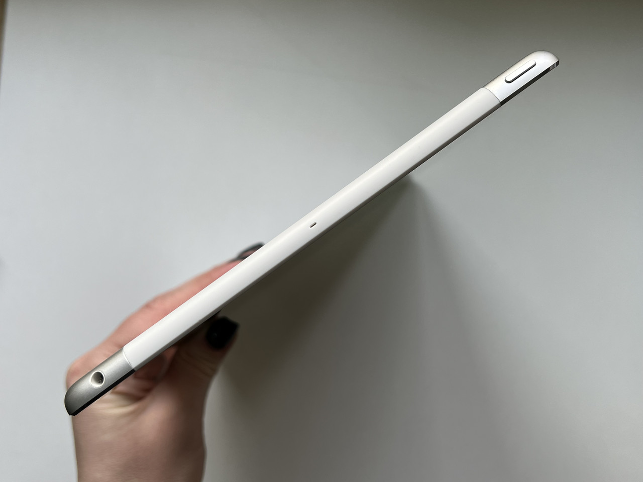Планшет Apple iPad Air Silver 16Gb A1475 Wi-Fi + 4G Оригінал! - фото 6 - id-p1772797158