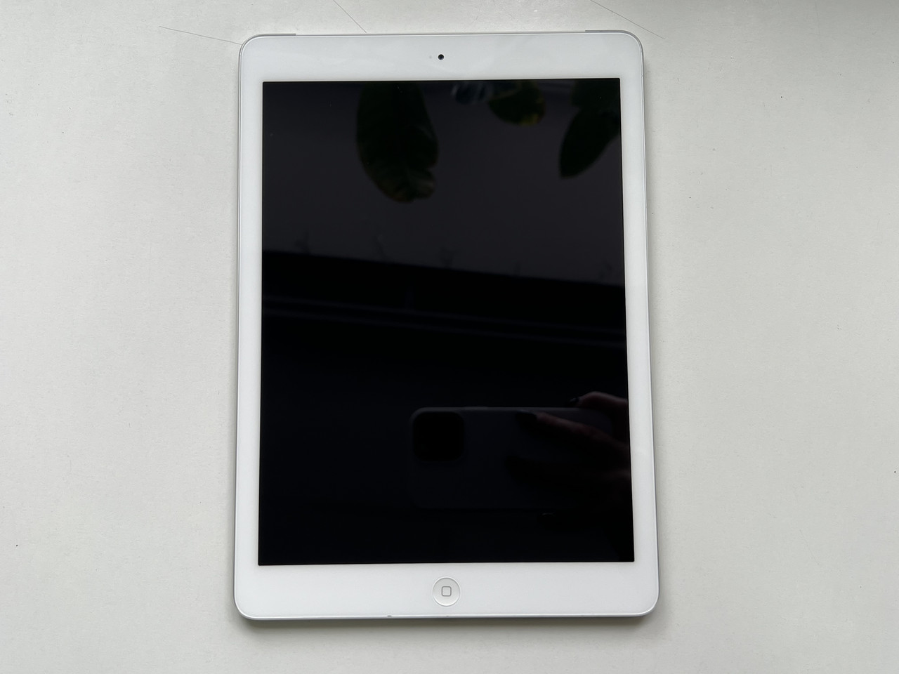 Планшет Apple iPad Air Silver 16Gb A1475 Wi-Fi + 4G Оригінал! - фото 4 - id-p1772797158