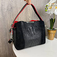 Женская замшевая сумочка на плечо под рептилию с красными вставками, сумка замша