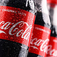Напій Coca-Cola газ. 1,25л.продаж гуртом від 1 піддона.