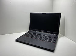Ноутбук Fujitsu LIFEBOOK E556 \ 15.6 \ Core I3-6100U \ DDR4 8 GB \ SSD 120 GB