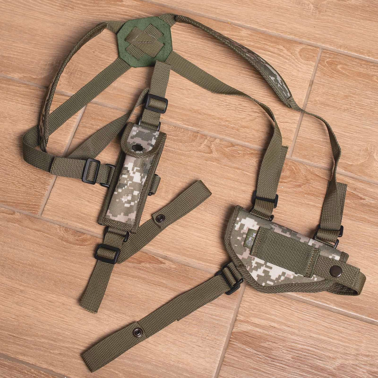 Кобура оперативна універсальна синтетична Glock 17, Gock 19, Beretta 92, Макарова Піксель