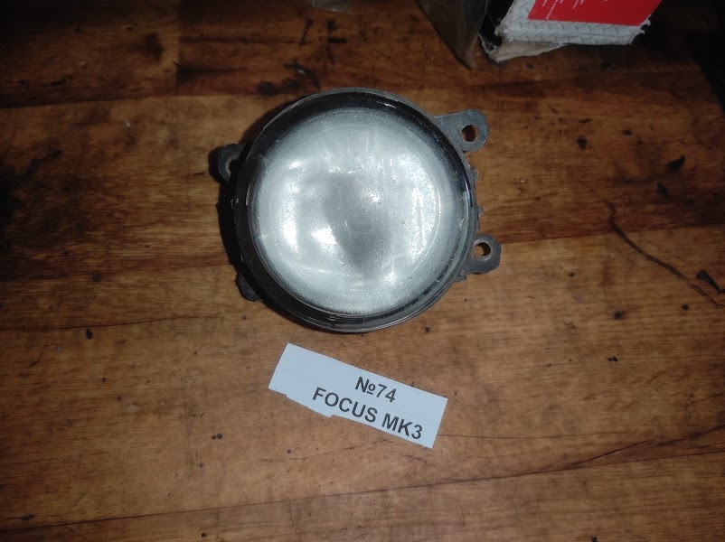 No74 Б/у Фара протитуманна для Ford Focus Mk2 2008-2011