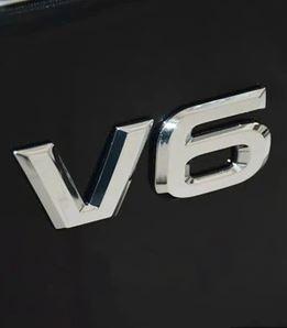 Шильдик емблема напис на багажник Volkswagen V6 новий стиль колір хром