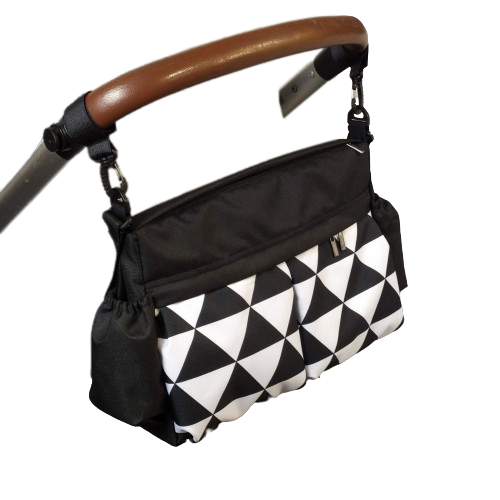 Універсальна чорна сумка на дитячу коляску (візок) від Mamalook із принтованими кишенями "Трикутники"
