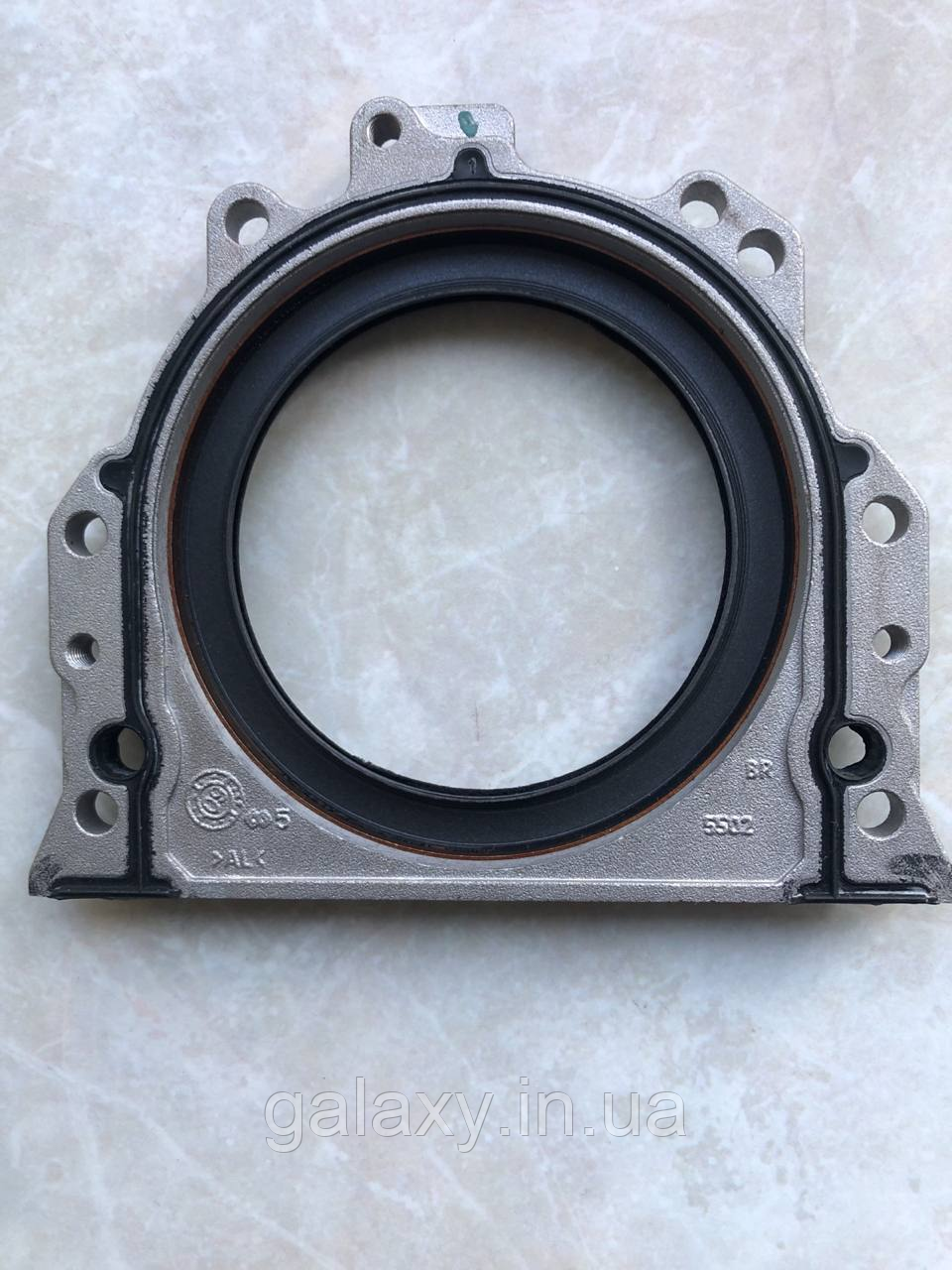 Сальник з корпусом VW / Audi задній колінвала 85x131/152x15,7 GOETZE Німеччина