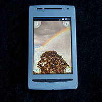 Мобільний телефон ретро Sony Ericsson E15i White