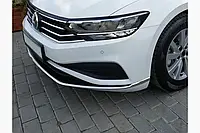 Volkswagen Passat B8 2019-2022 накладки на передний бампер