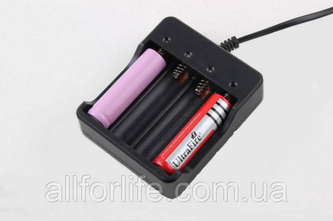 Универсальное зарядное устройство для Li-ion аккумуляторов на 4 слота Original Version - фото 4 - id-p424049996
