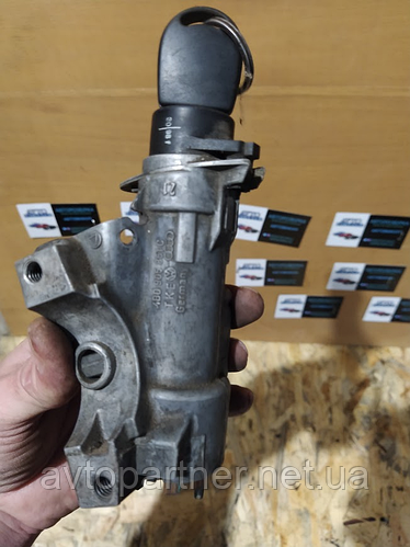 Купить Замок зажигания гольф 4 1.9, цена 500 грн — Prom.ua (ID#1789825780)