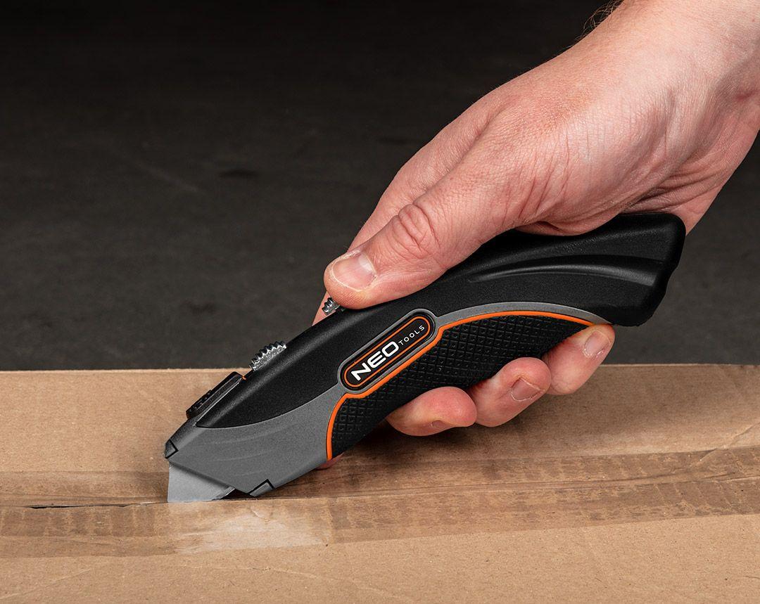 Ніж з трапецієподібним лезом та лезом-гачком, металевий корпус 6 лез, фото 1