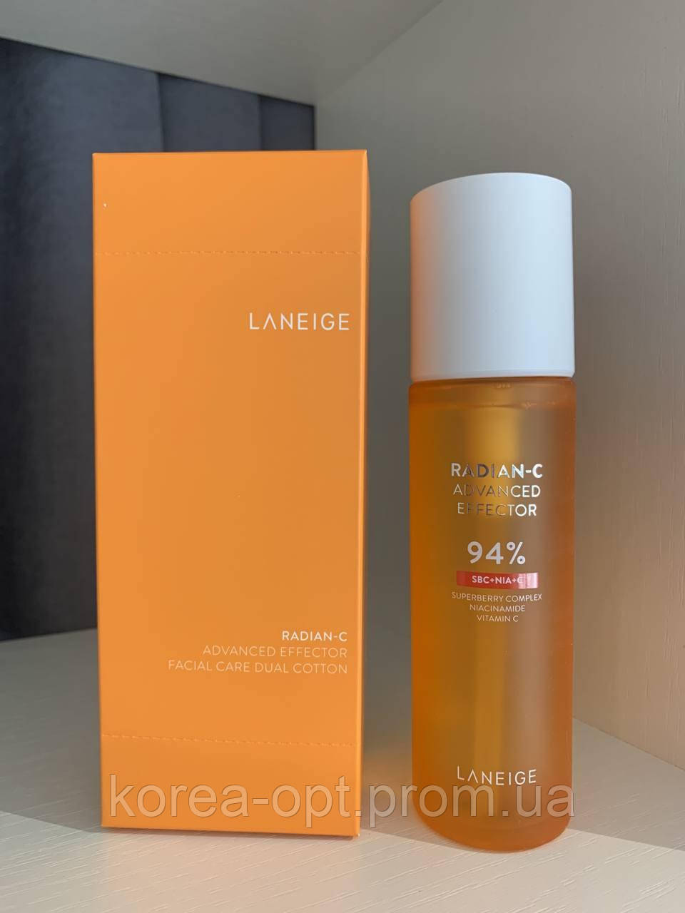 Освітлюючий тонер з вітаміном С Laneige radian-c advanced effector facial care dual cotton 150 ml