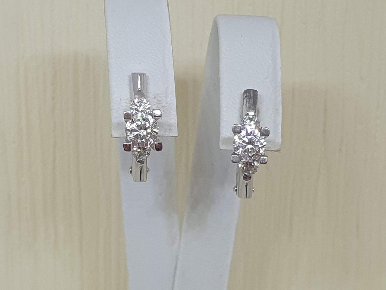 Срібні сережки з фіанітами.  90201007